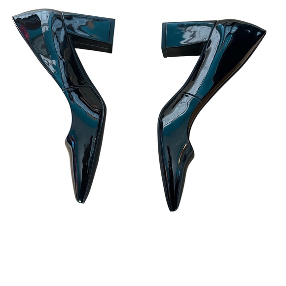 Black Paten Leather heels 2.75 heel - Picture 4 of 5